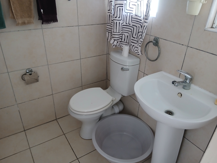 1 Bedroom Property for Sale in C Place Eastern Cape